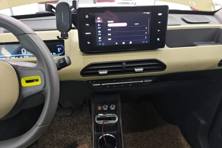 Used Geely Galaxy Panda 2024 200km Panda Rider
