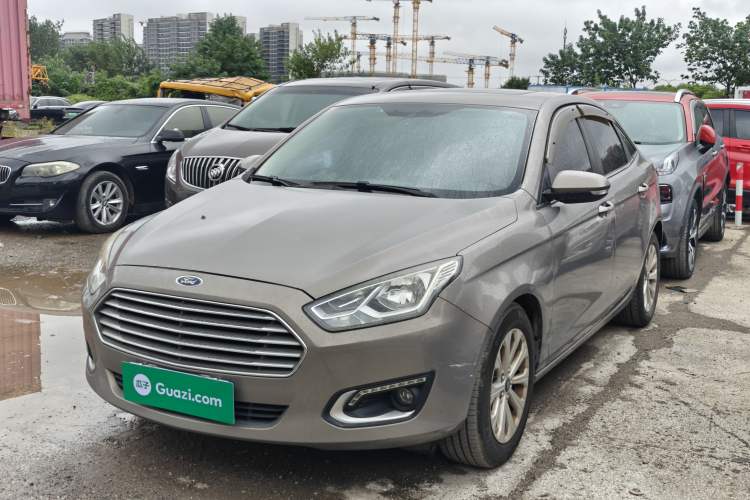 Used Ford Escort 2015 1.5L Automatic Fashion Model
