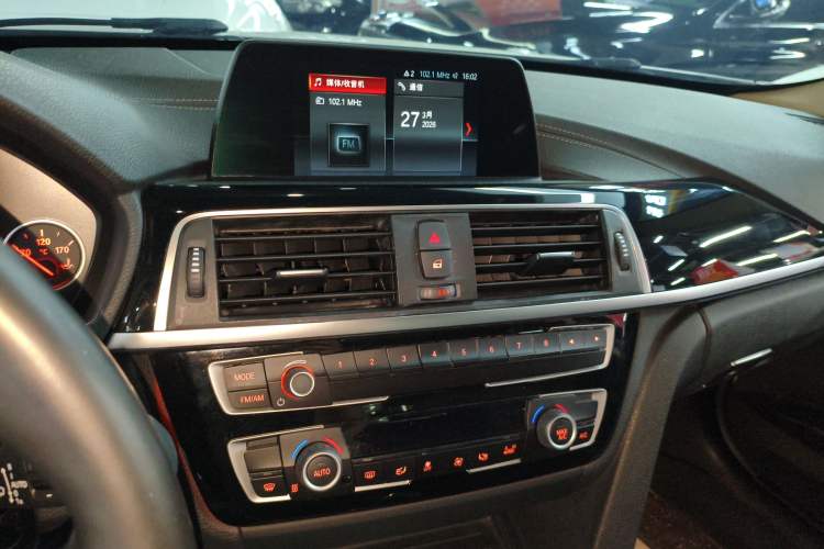 Used BMW 3 Series 2018 320Li Fashion Model
