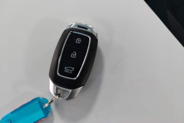 Used Hyundai Elantra 2023 1.5L CVT GLX Elite Edition Interior 1