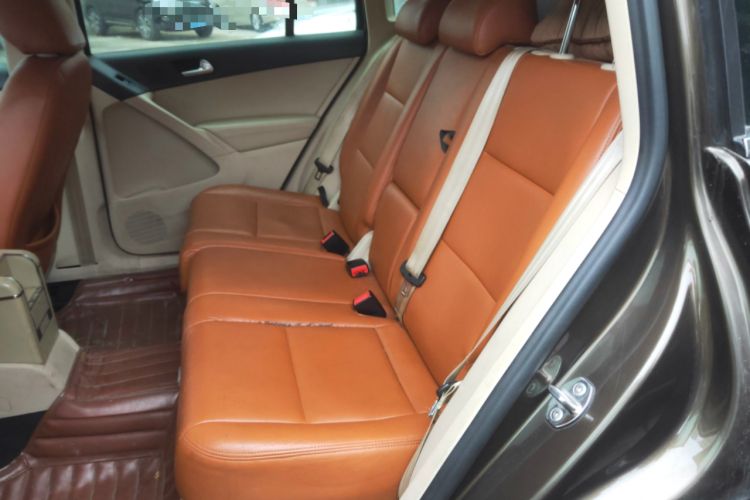 Used Volkswagen Tiguan 2015 1.8TSI Automatic Two-Wheel Drive Trend Edition Left Rear Seat