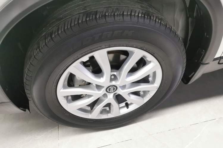 Used Nissan X-Trail 2019 2.0L CVT Smart Connect Comfort Edition 2WD