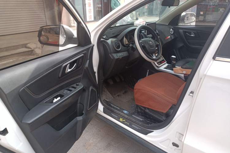 Used Bestune X40 2019 1.6L Manual Luxury Edition China VI
