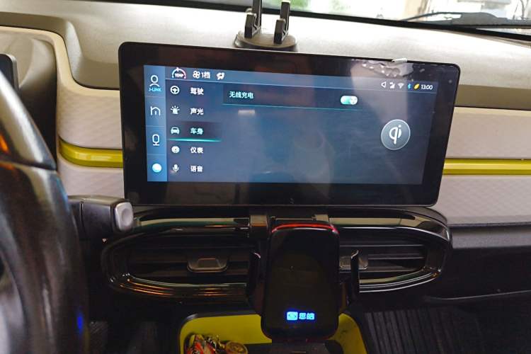 Used SOL E10X 2021 302 km Range Luxury Version 31.4 kWh