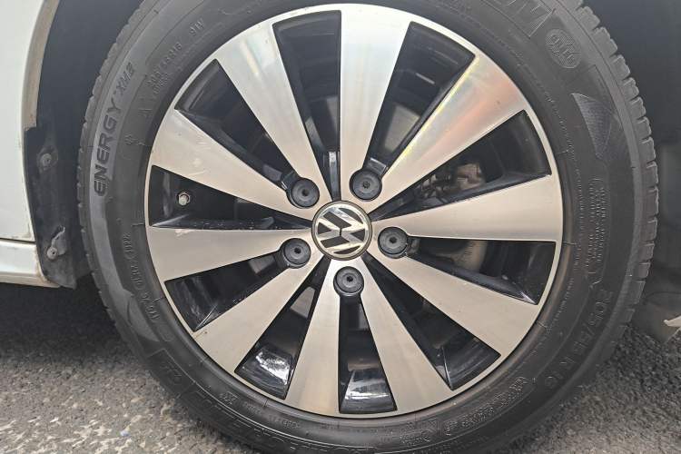 Used Volkswagen Sagitar 2017 230TSI Automatic Comfort Version