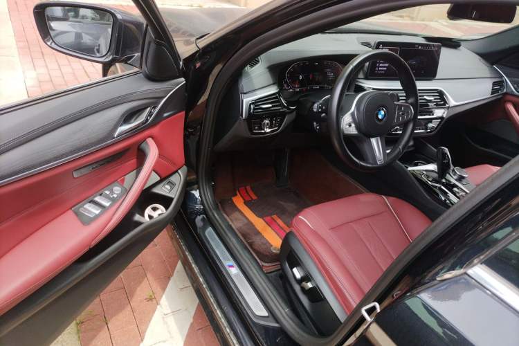 Used BMW 5 Series 2023 530Li Leading Model M Sport Package
