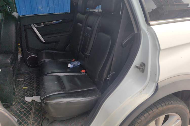 Used Chevrolet Captiva 2014 2.4L 4x4 Flagship Edition 7 Seats