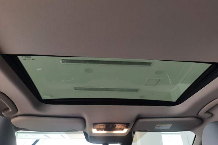 Used Nissan X-Trail 2023 e-POWER Ultra-Hybrid Dual-Motor All-Wheel-Drive Supreme Edition Headliner