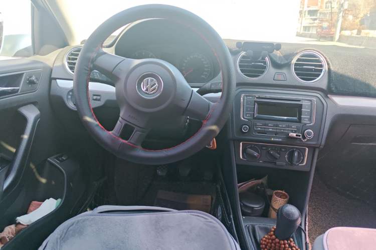 Used Volkswagen Jetta 2015 1.6L Manual Comfort Model