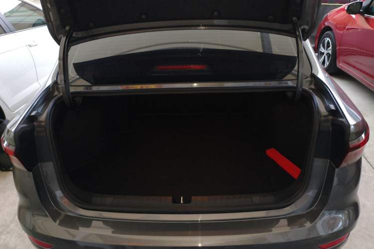 Used Geely Auto Emgrand 2025 4th Generation 1.5L CVT Luxury Version