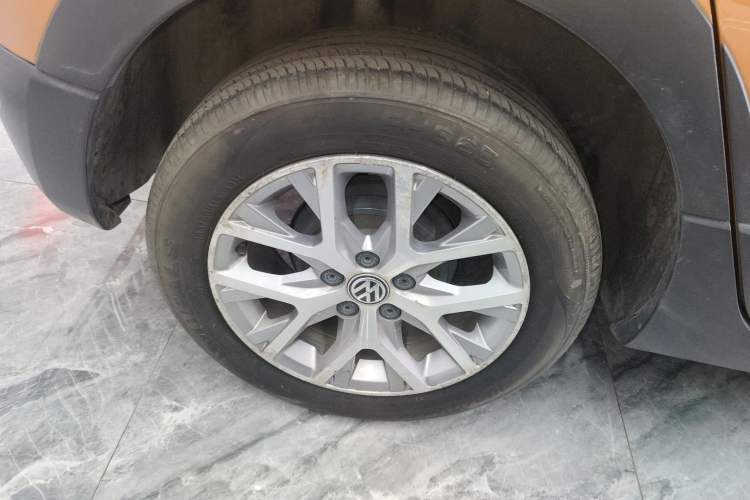 Used Volkswagen Polo 2014 1.6L Cross Polo Automatic
