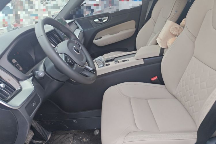 Used Volvo XC60 2026 B5 4x4 Smart Luxury Edition