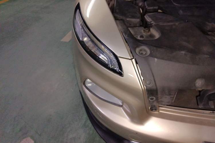 Used Jeep Cherokee 2016 2.4L Professional Smart Version Right Front Headlight