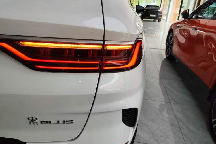 Used BYD Song PLUS New Energy 2021 DM-i 110KM Flagship Model Right Rear Taillight