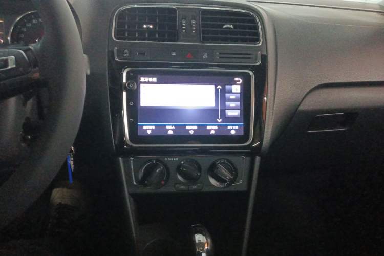 Used Volkswagen Polo 2018 1.5L Automatic Enjoyment Model Audio And AC Panel