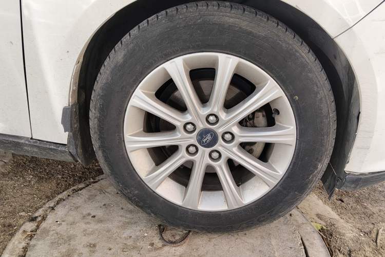 Used Ford Focus 2012 Sedan 2.0L Automatic Flagship Model
