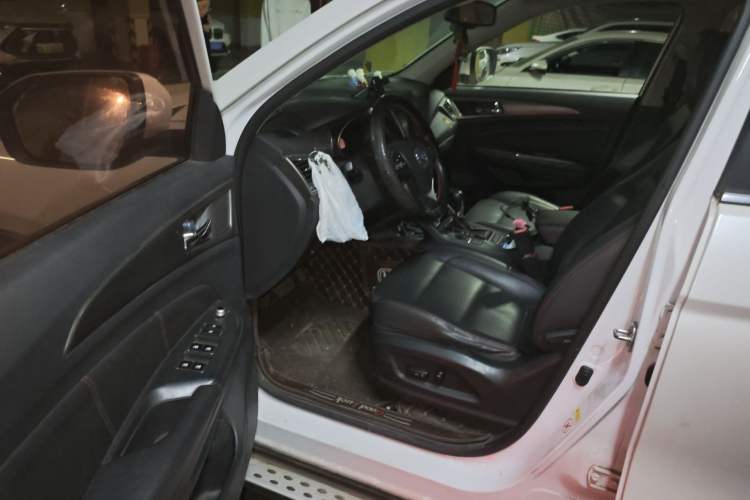 Used CHANGAN CS75 2016 1.8T Automatic Prestige Model China V Standard