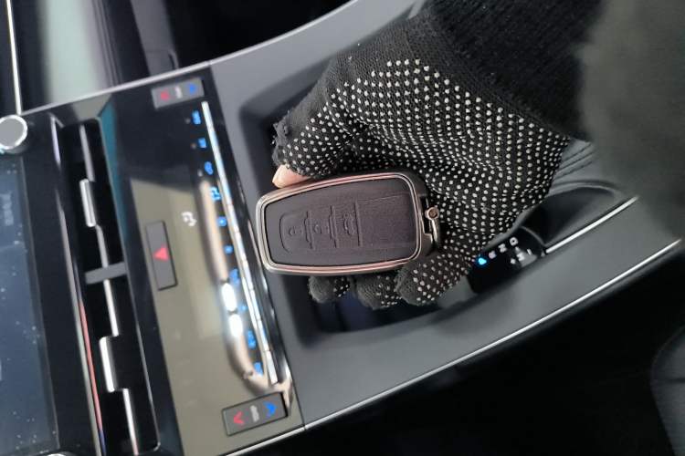 Used Toyota Avalon 2019 2.0L Luxury Edition China VI Standard