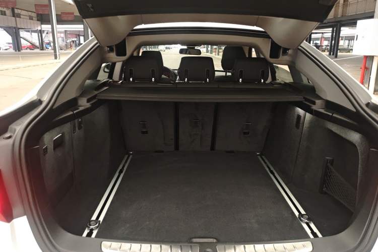 Used BMW 3 Series GT 2018 320i Sport Edition