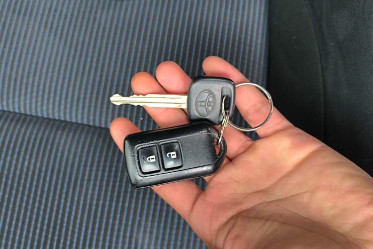 Used Toyota YARiS L Zhi Xuan 2016 Revised 1.5E CVT Charming Edition