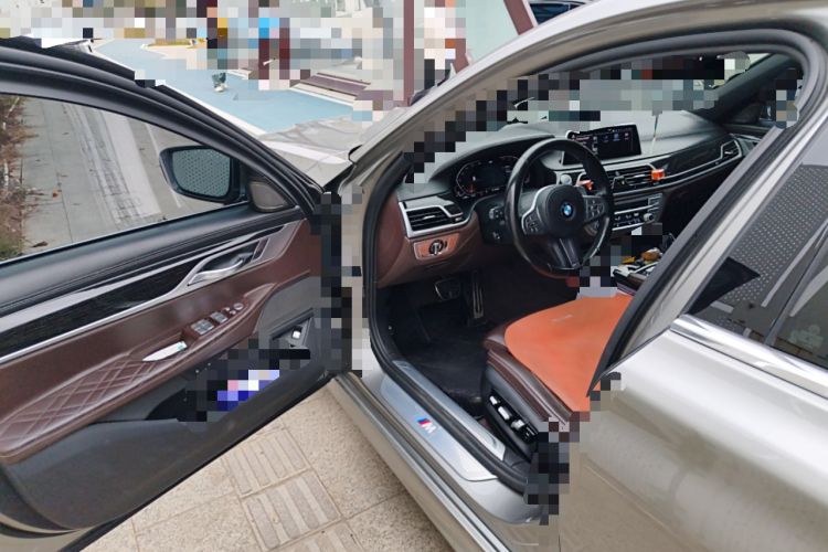 Used BMW 7 Series 2019 Restyled 740Li Leading Edition M Sport Package Driver Seat