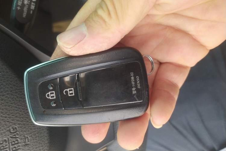 Used Toyota C-HR 2020 2.0L Comfort Edition Interior 1