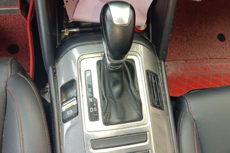 Used Changan CS55 2018 1.5T Automatic Colorful Edition China V Standard
