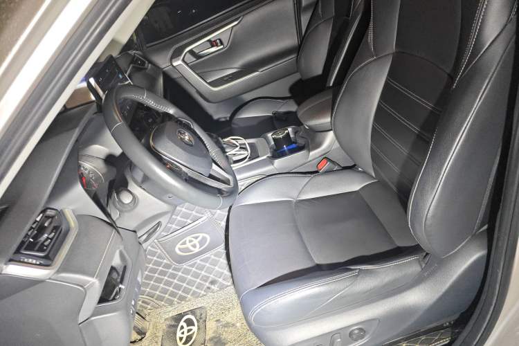 Used Toyota Wildlander 2021 2.0L CVT Two-Wheel Drive Luxury Edition
