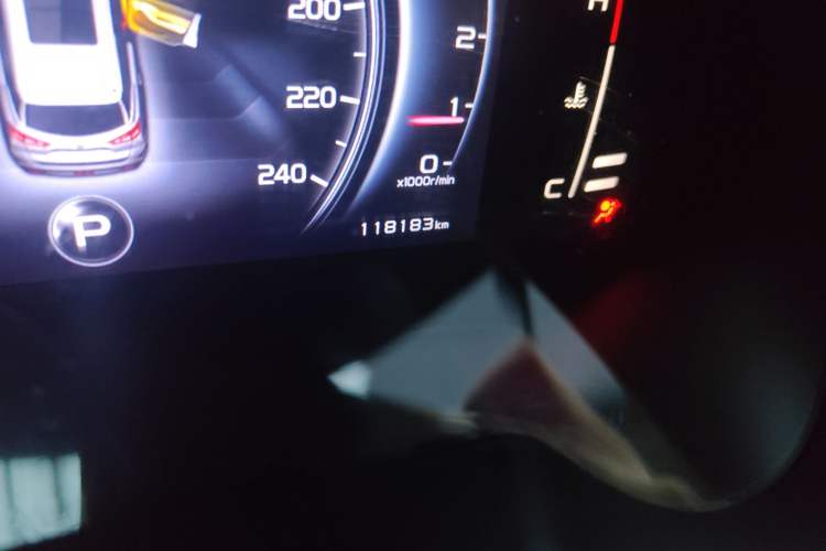 Used Geely Auto Emgrand X7 Sport 2020 1.8TD DCT Two-Wheel Drive Smart Connect 4G-Enabled Version
