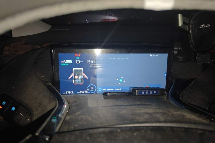 Used Baojun KiWi EV 2021 Artist Model Lithium Iron Phosphate