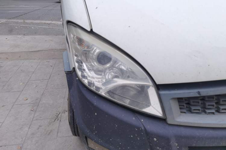 Used Iveco Power Daily  Right Front Headlight