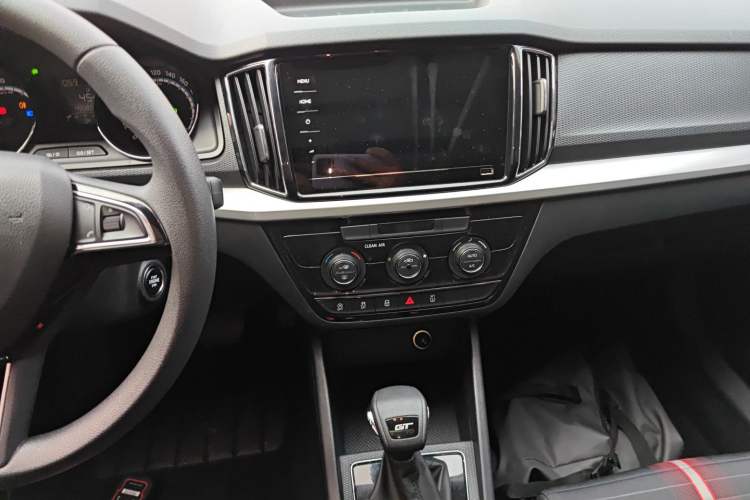 Used Skoda Kamiq 2020 GT 1.5L Automatic Flagship Model China VI Standard