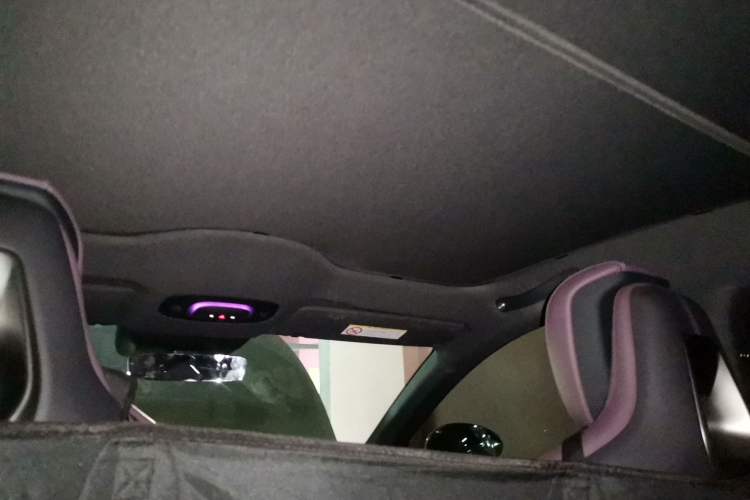 Used Xiaomi Auto SU7 2024 Rear-Drive Long-Range Intelligent Driving Version Headliner