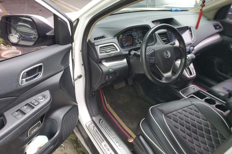 Used Honda CR-V 2016 2.0L two-wheel drive Urban Edition