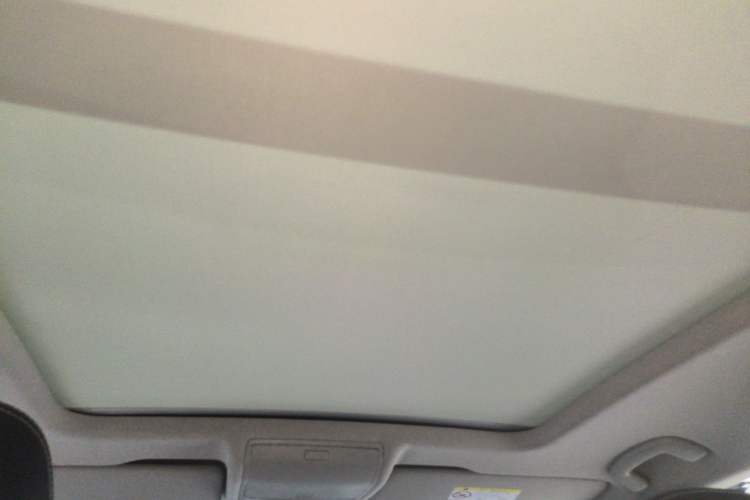 Used Volkswagen Tiguan L 2022 330TSI Automatic Two-Wheel Drive R-Line Enhanced Edition