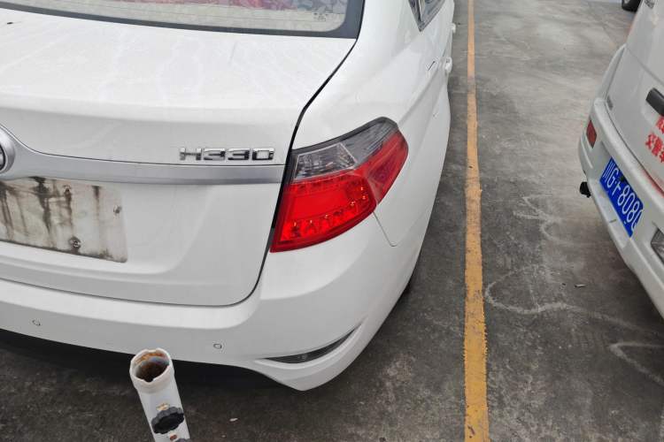 Used Brilliance H330 2013 1.5L Manual Luxury Model
