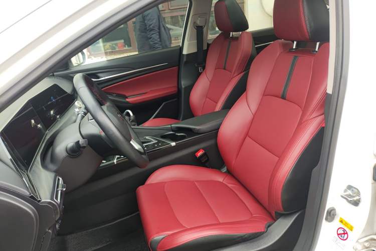 Used CHANGAN Eado 2020 PLUS Blue Whale NE 1.4T GDI DCT Flagship Model Left Front Seat