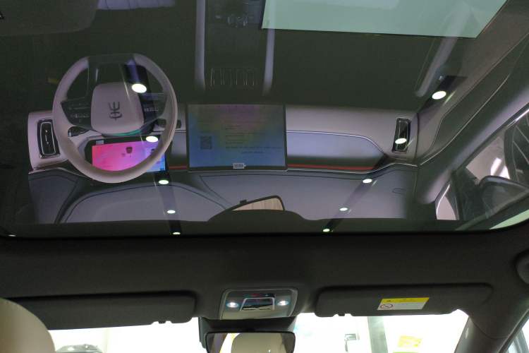 Used BYD Song L EV 2025 550 km Excellence Version Headliner