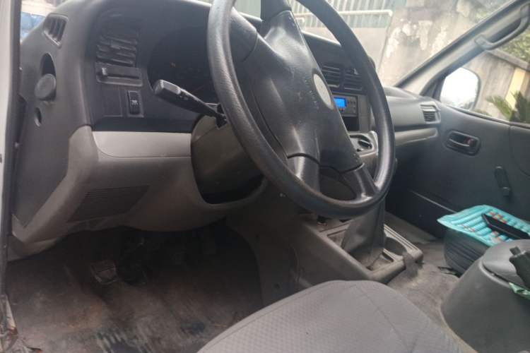 Used Jinbei Hiace 2014 2.0L Fifth-Generation Xiangyun Comfort Type 1 4G20C