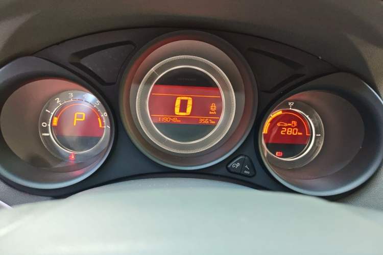 Used Citroen C4L 2015 1.8L Automatic Leading Edition
