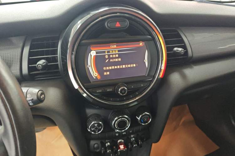 Used MINI 2014 1.5T COOPER Fun Audio And AC Panel