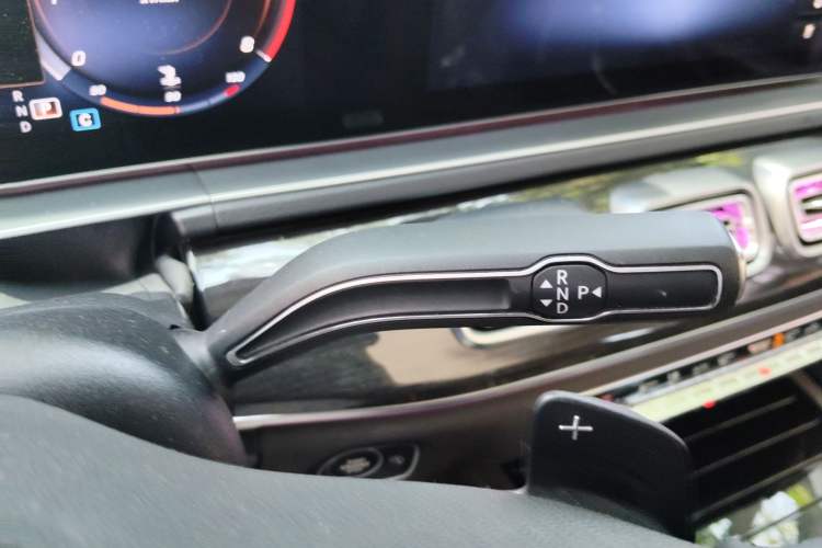 Used Mercedes-Benz GLE 2023 GLE 350 4MATIC Stylish Model
