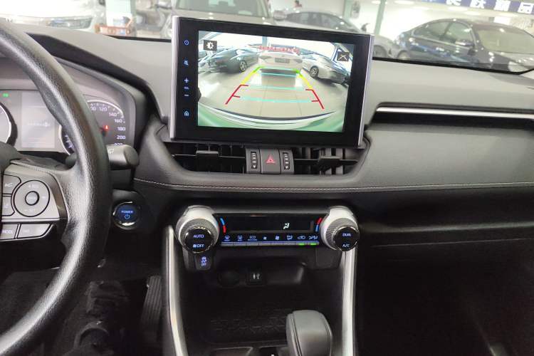 Used Toyota Wildlander 2020 Dual-Engine 2.5L E-CVT Two-Wheel Drive Luxury Edition
