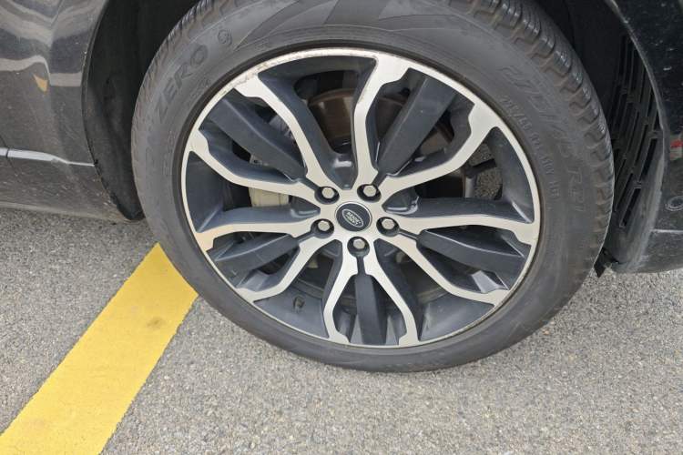 Used Land Rover Range Sport 2022 3.0 L6 YAO Black Edition Exterior 7