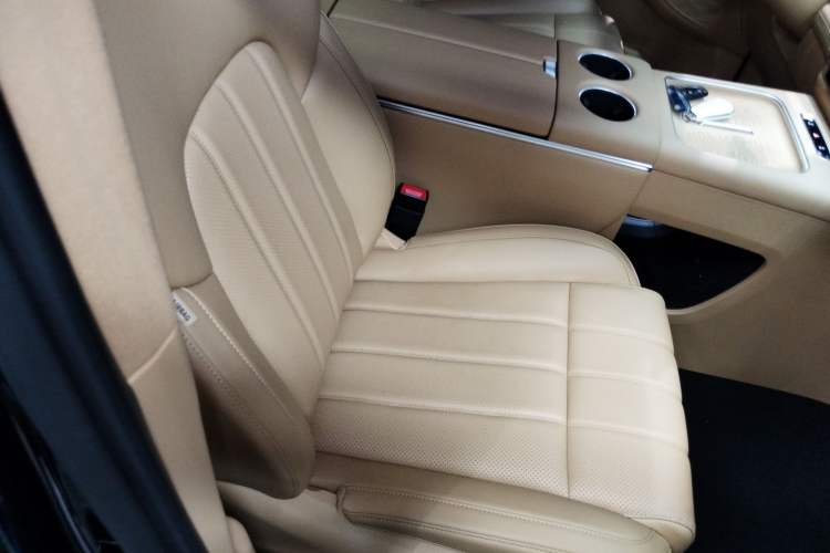 Used VOYAH Dream 2025 PHEV Four-Wheel Drive Excellence Kunpeng Edition