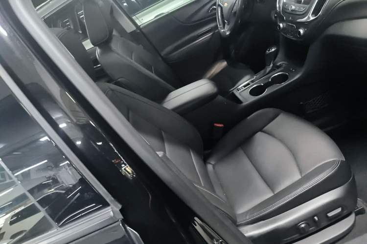 Used Chevrolet Equinox 2018 RS 550T Automatic All-Wheel-Drive Boundary Edition