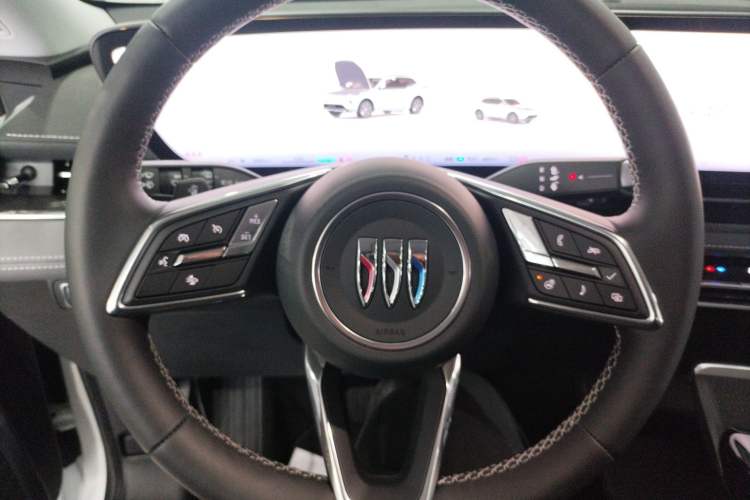 Used Buick E5 2025 Model 620KM Prestige Edition