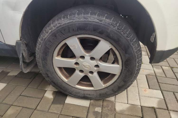 Used Land X8 2009 2.5T Diesel 4x2 Ultra-Luxury Version
