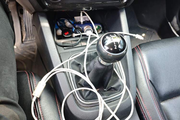 Used Volkswagen Sagitar 2012 1.6L Manual Fashion Edition