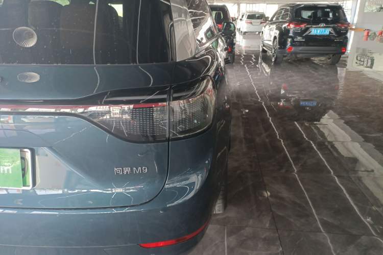 Used Hima AITO M9 2024 Range-Extended Ultra Version 52 kWh 6-Seater Model Exterior 3